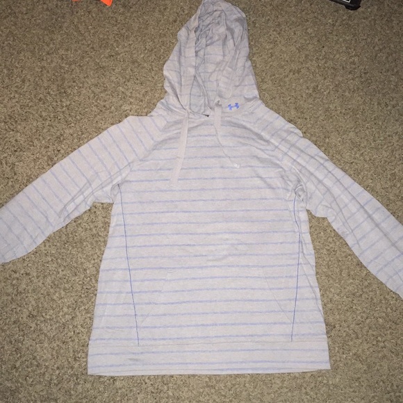 Under Armour Other - Under amour thin sweater